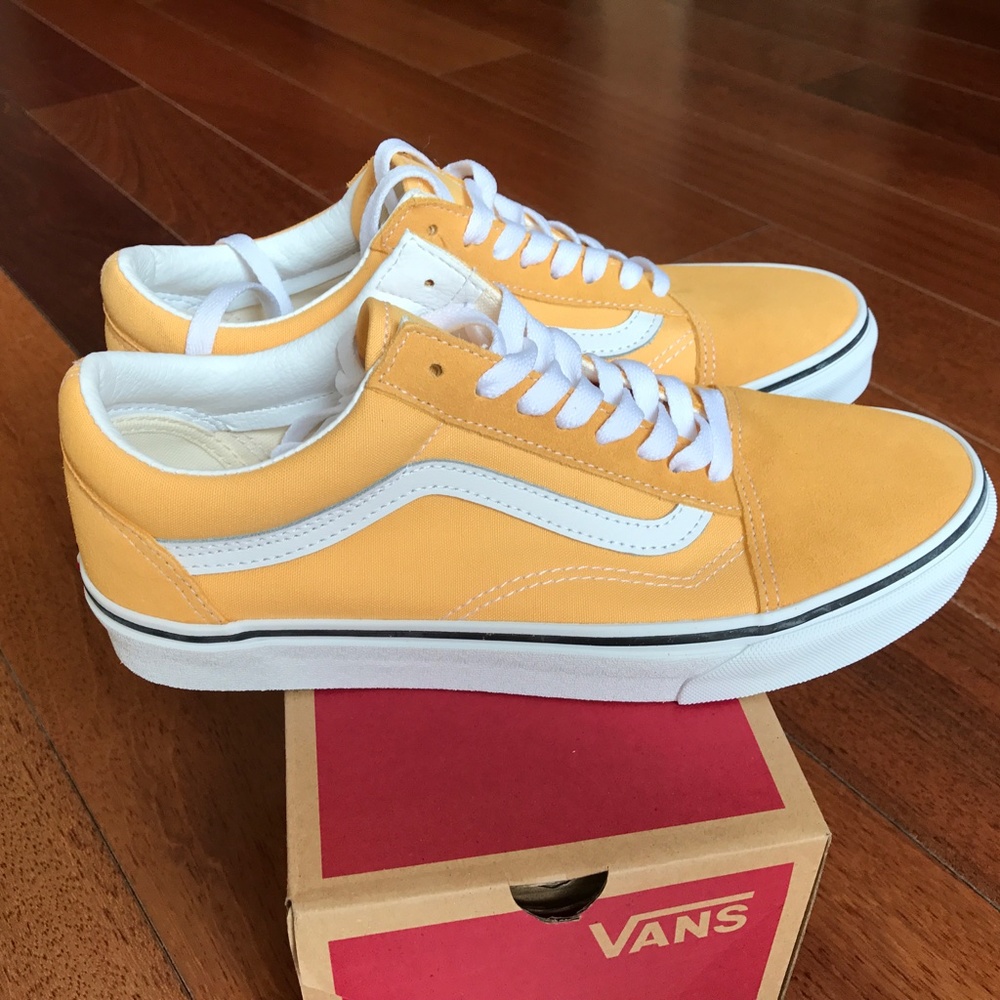 Vans Old Skool Unisex Suede/Canvas Sneakers VN0A5KRFAVL Yellow & White Men's 8.5 - Picture 4 of 12
